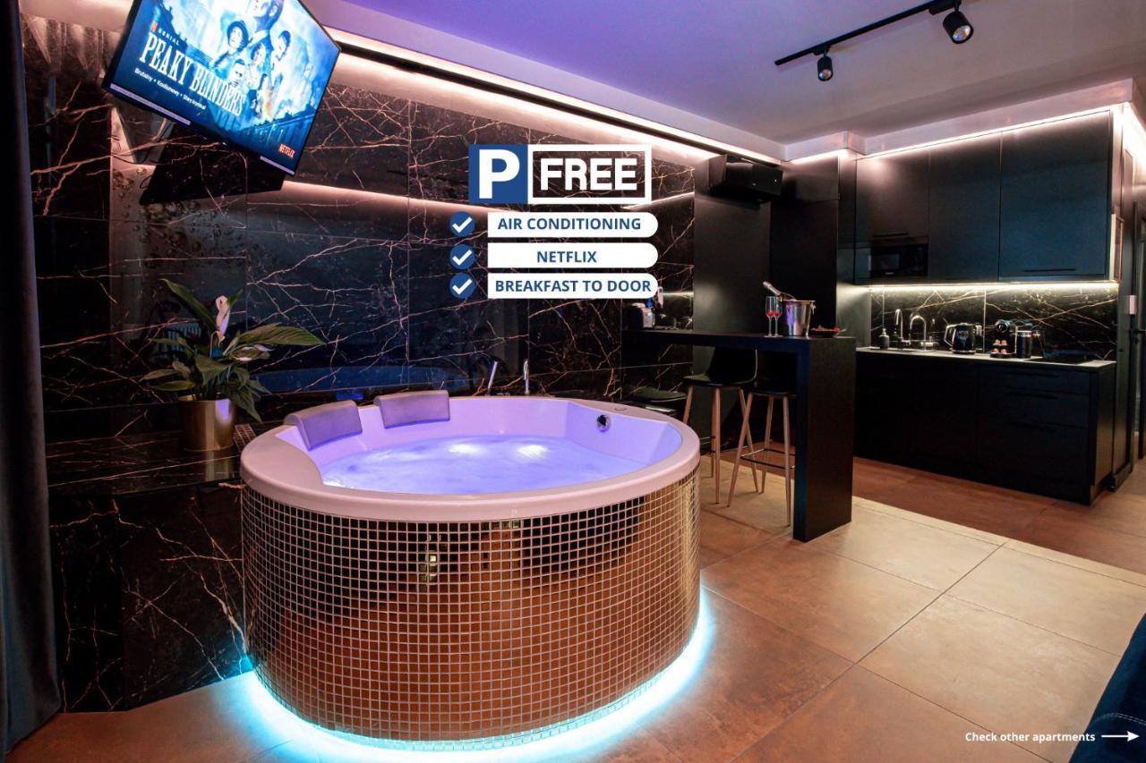 Jacuzzi Glass-House Central Station Krakau Exterior foto