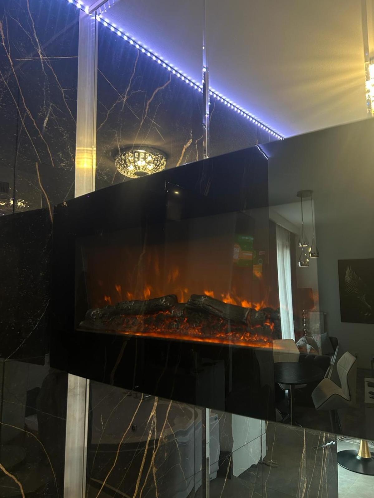 Jacuzzi Glass-House Central Station Krakau Exterior foto